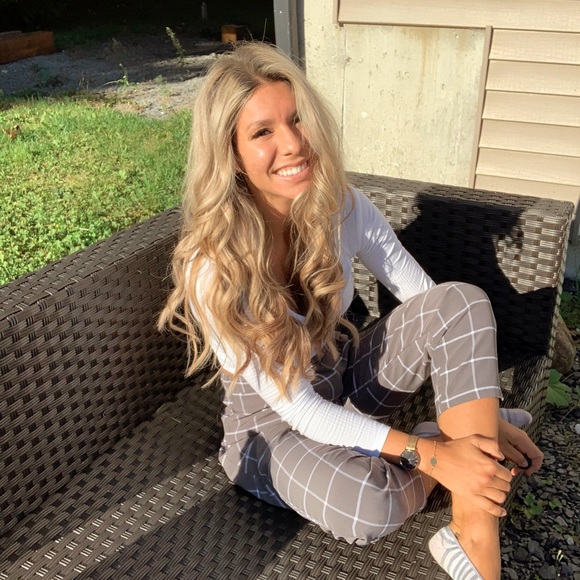 Meet your Posher, Alicia - Picture 1 of 1